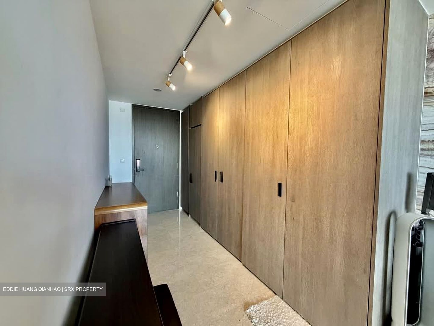 Avenue South Residence (D3), Apartment #564562631